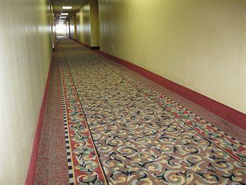 Chisholm Suite Hotel Duncan Kültér fotó