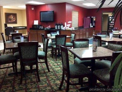 Chisholm Suite Hotel Duncan Kültér fotó